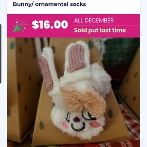 Bunny friends in ornament socks surprise !